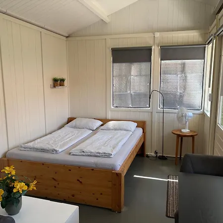 Tiny House Madame Jeanette Nabij Centrum En Zee بيت للعطل