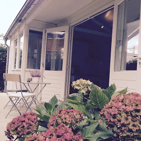 بيت للعطل Tiny House Madame Jeanette Nabij Centrum En Zee زاندفورت
