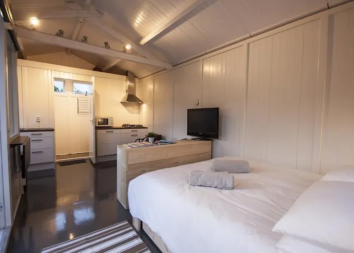 Holiday home Tiny House Madame Jeanette Nabij Centrum En Zee Zandvoort