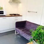 Tiny House Madame Jeanette Nabij Centrum En Zee *