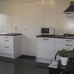 Casa de Férias Tiny House Madame Jeanette Nabij Centrum En Zee Zandvoort